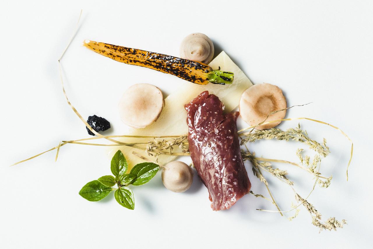 Logis Hotel Du Morvan - Restaurant La Table De Jerome Luzy Eksteriør billede