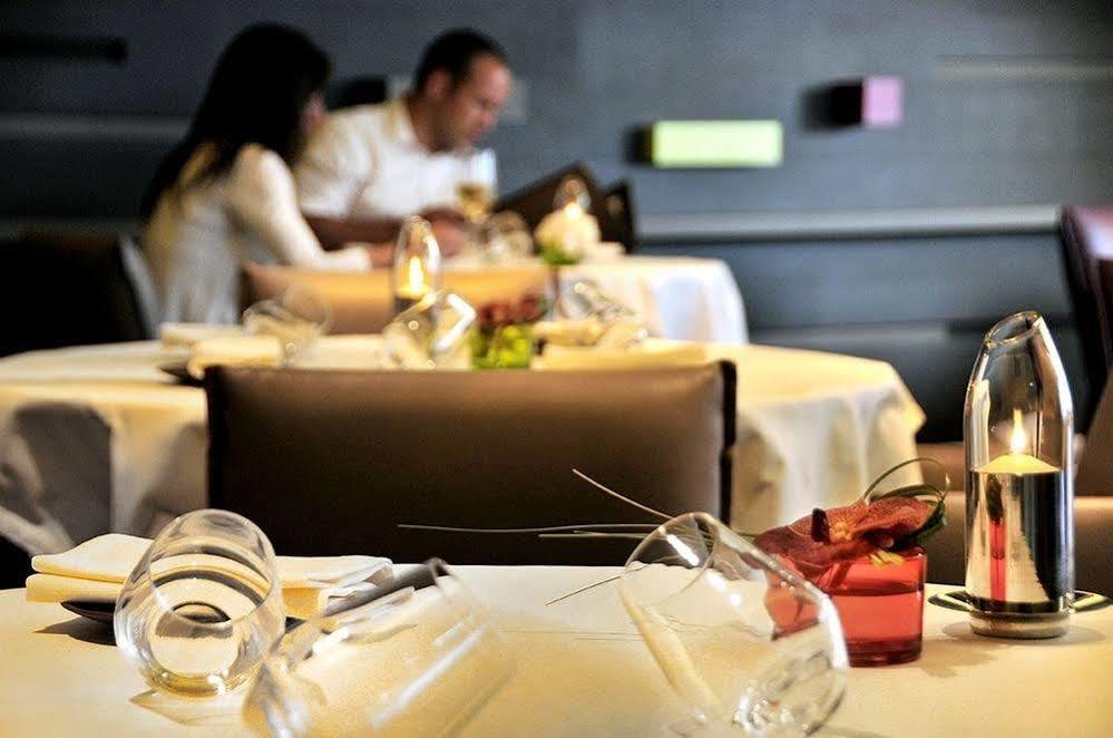Logis Hotel Du Morvan - Restaurant La Table De Jerome Luzy Eksteriør billede